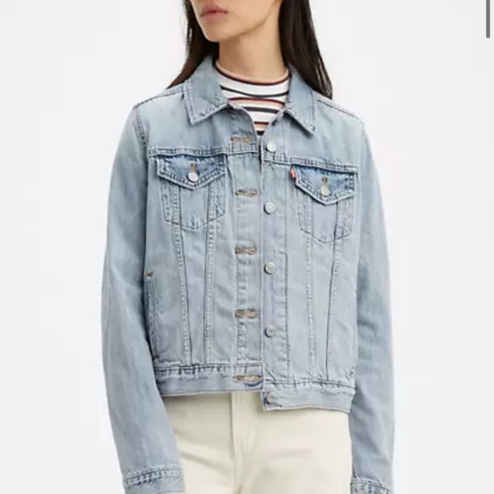 Levi’s trucker jacket